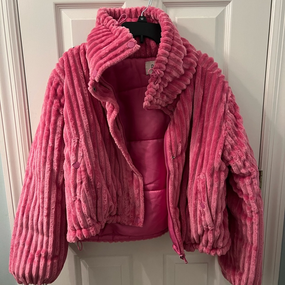BDG velvet pink puffer